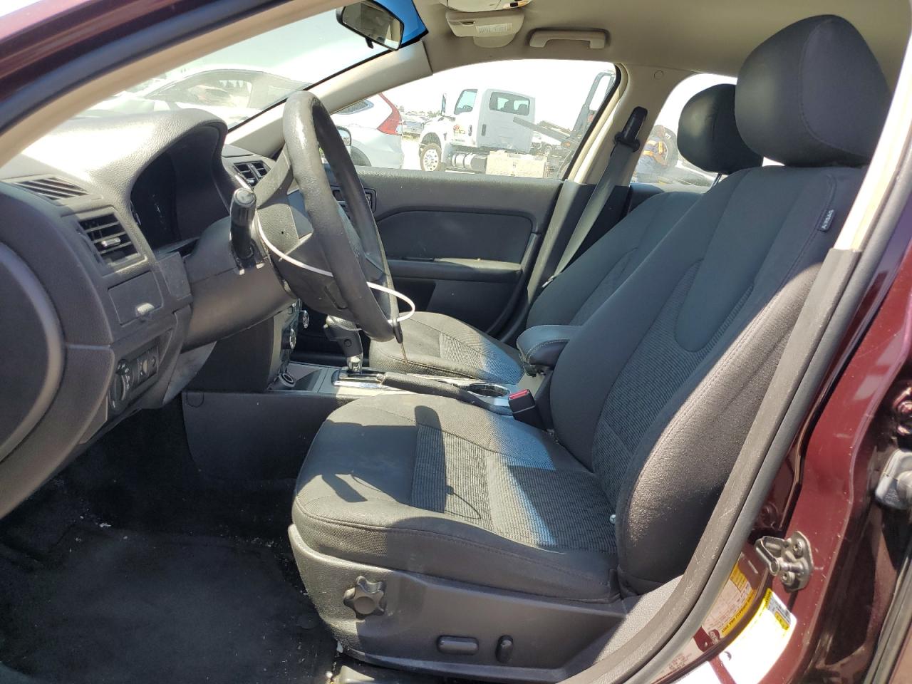 2011 Ford Fusion Se VIN: 3FAHP0HA5BR190818 Lot: 59793734