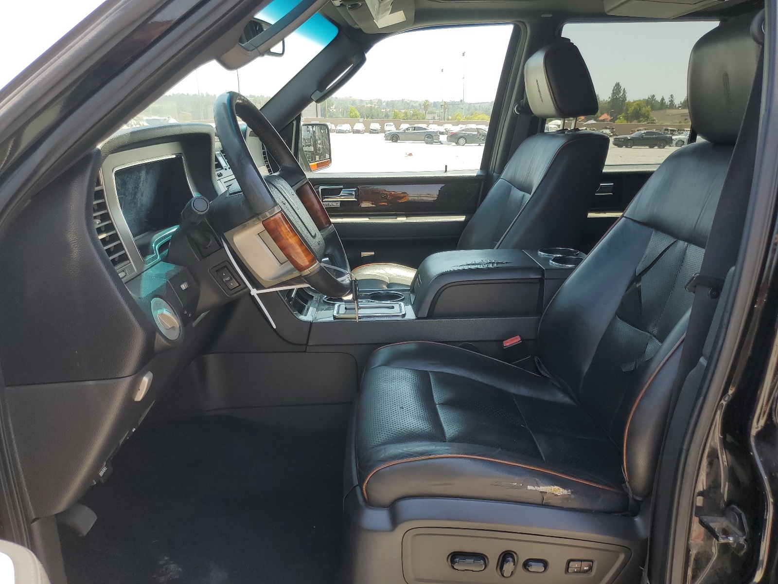 5LMFU27558LJ02294 2008 Lincoln Navigator