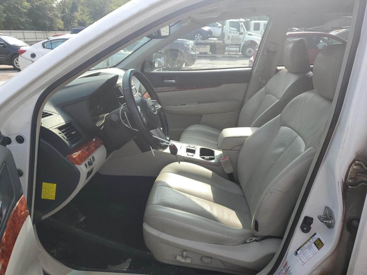 2011 Subaru Outback 2.5I Limited VIN: 4S4BRBKC6B3392707 Lot: 65060244