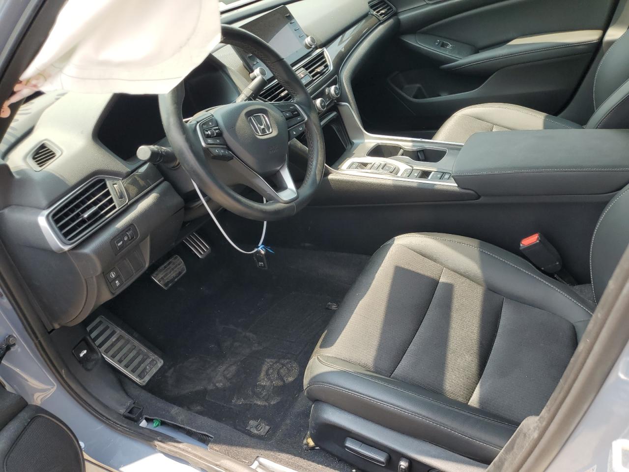 2022 Honda Accord Hybrid Sport VIN: 1HGCV3F20NA042423 Lot: 64373314