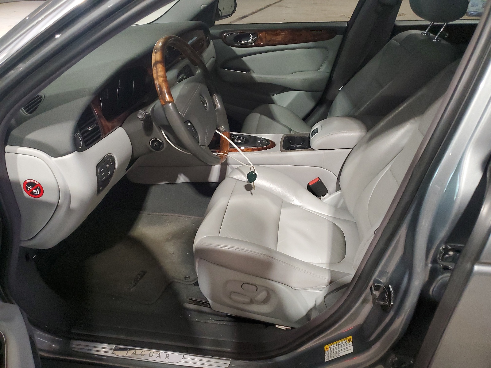 SAJEA71C54SG07644 2004 Jaguar Xj8