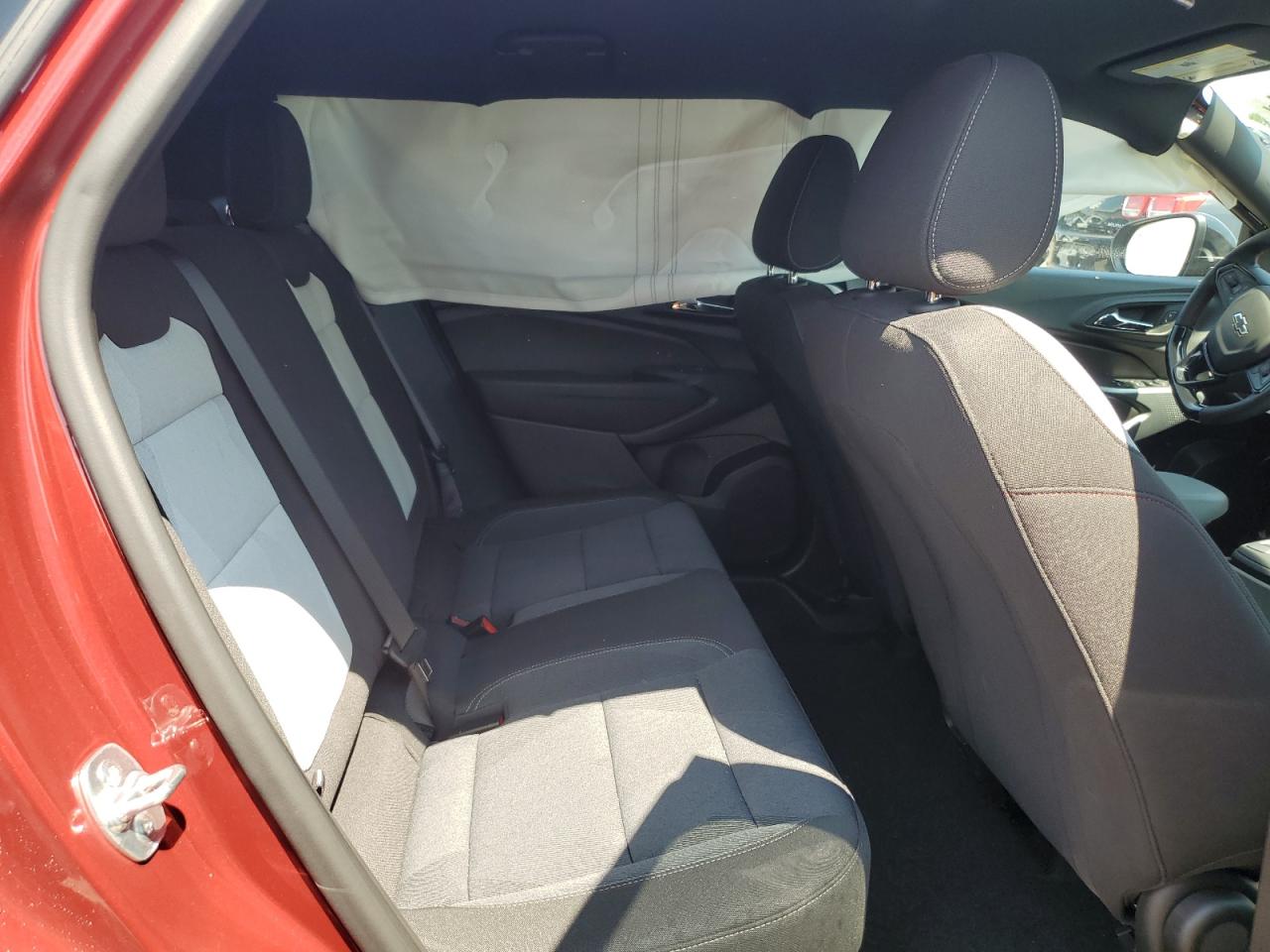 2024 Chevrolet Trax 1Rs VIN: KL77LGE2XRC226855 Lot: 64093944