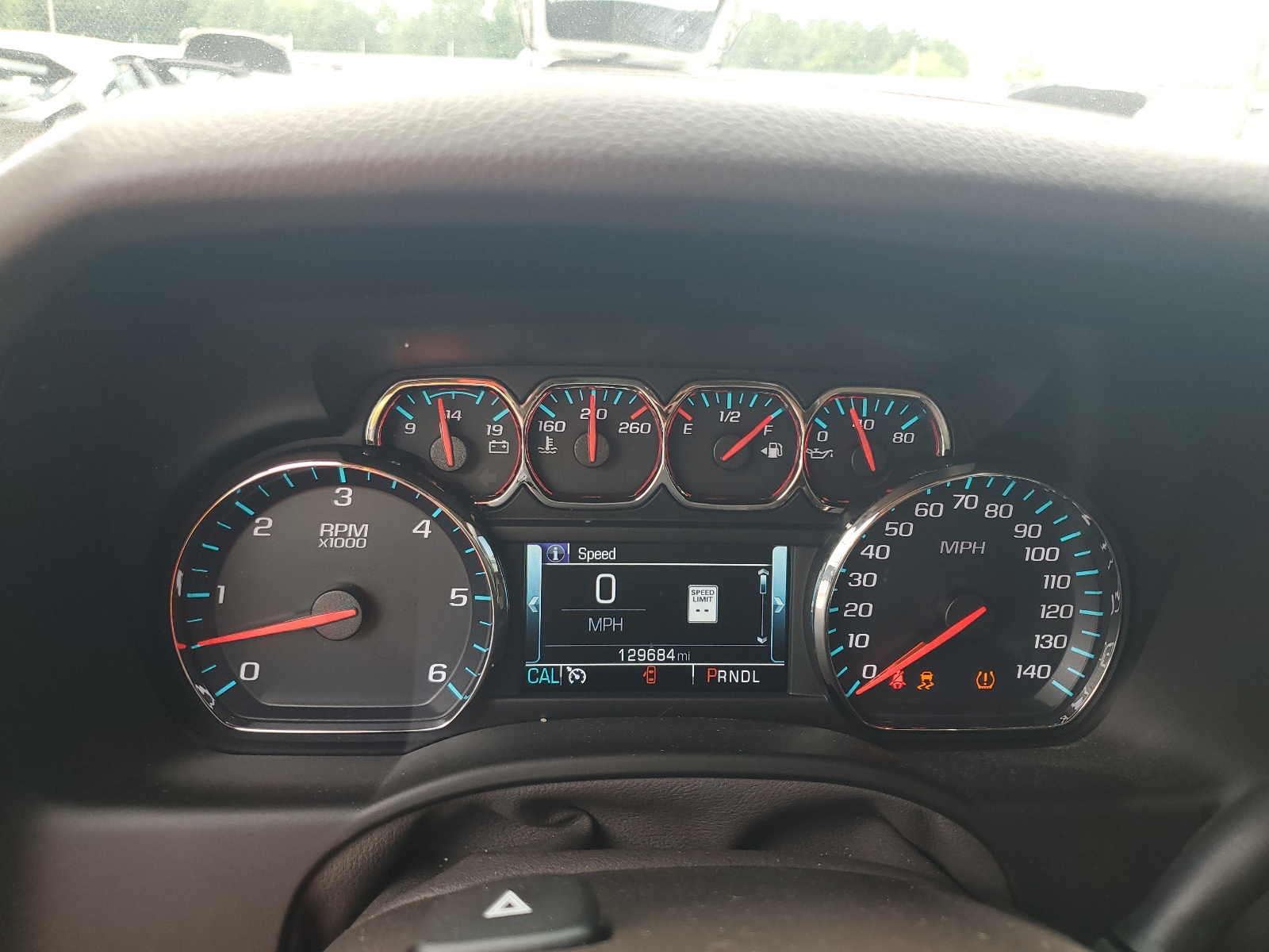 1GNSKBKC7KR286411 2019 Chevrolet Tahoe K1500 Lt