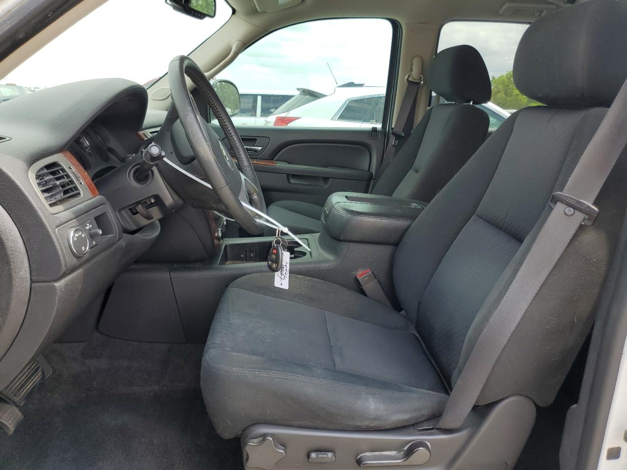 2011 Chevrolet Tahoe C1500 Ls VIN: 1GNSCAE04BR374146 Lot: 64350914