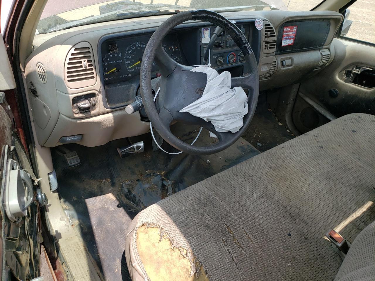 1998 Chevrolet Gmt-400 C1500 VIN: 1GCEC14W7WZ150225 Lot: 64226064