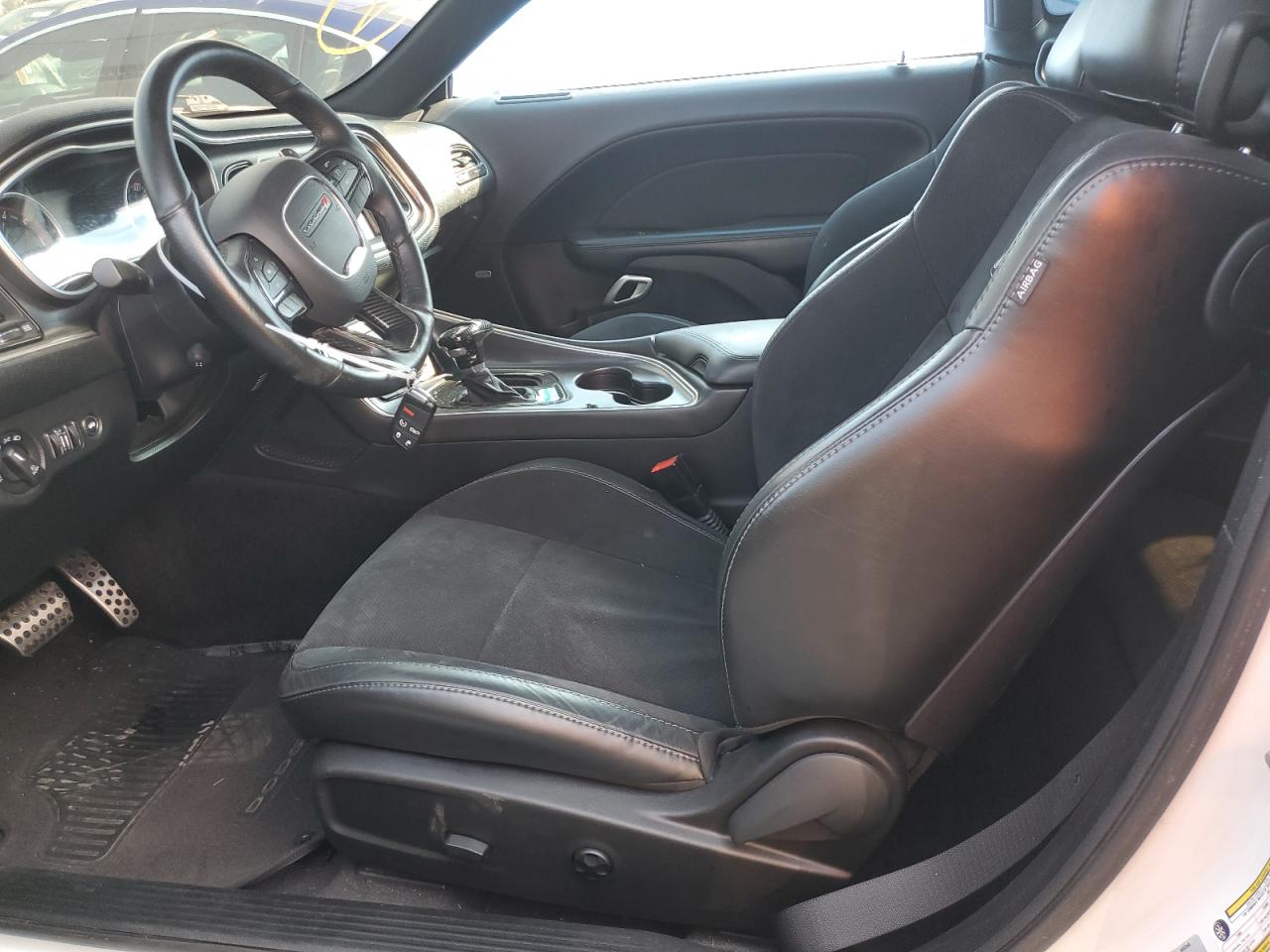 2016 Dodge Challenger R/T Scat Pack VIN: 2C3CDZFJ3GH275524 Lot: 64589134