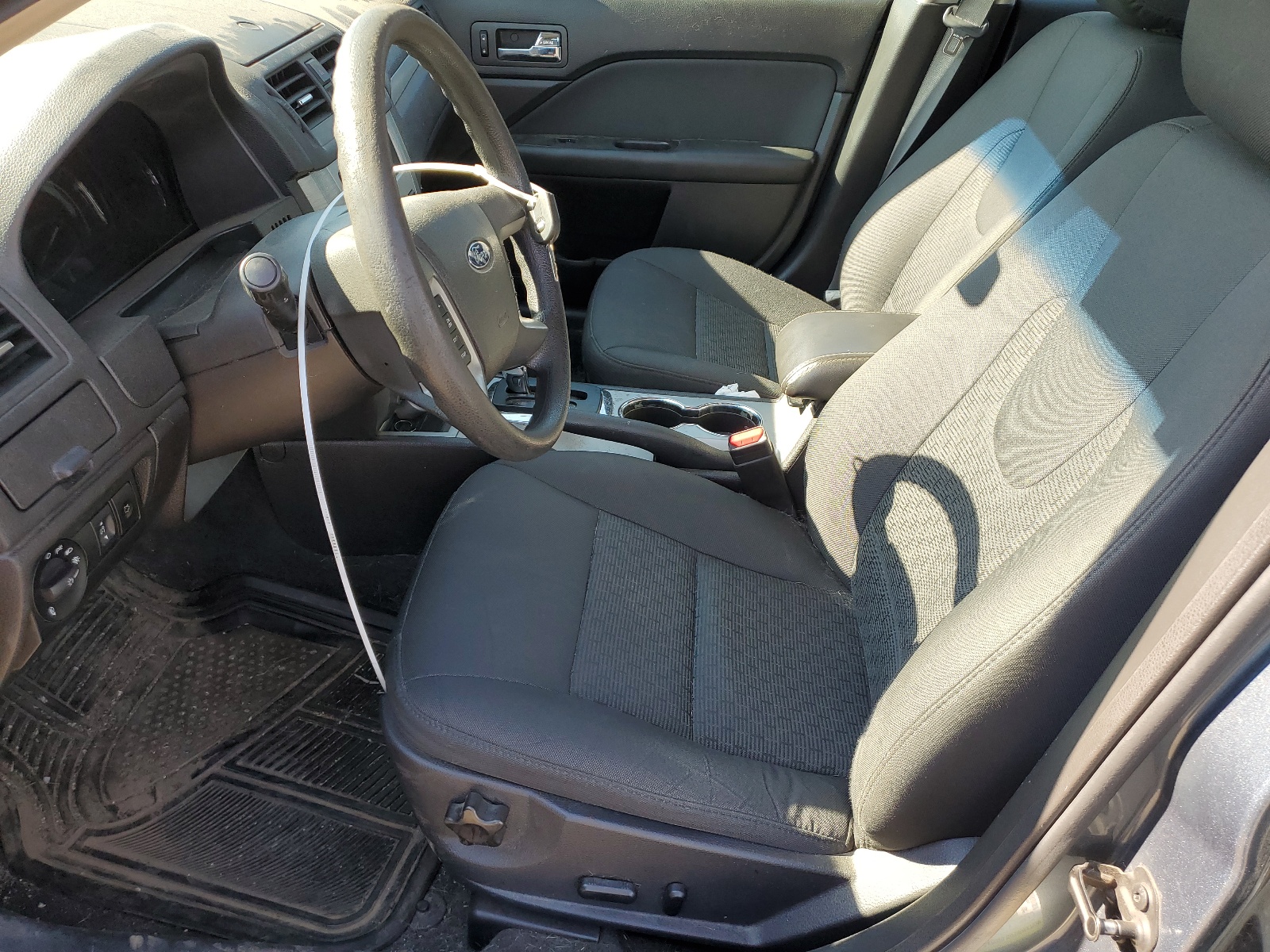 3FAHP0HA0CR331912 2012 Ford Fusion Se