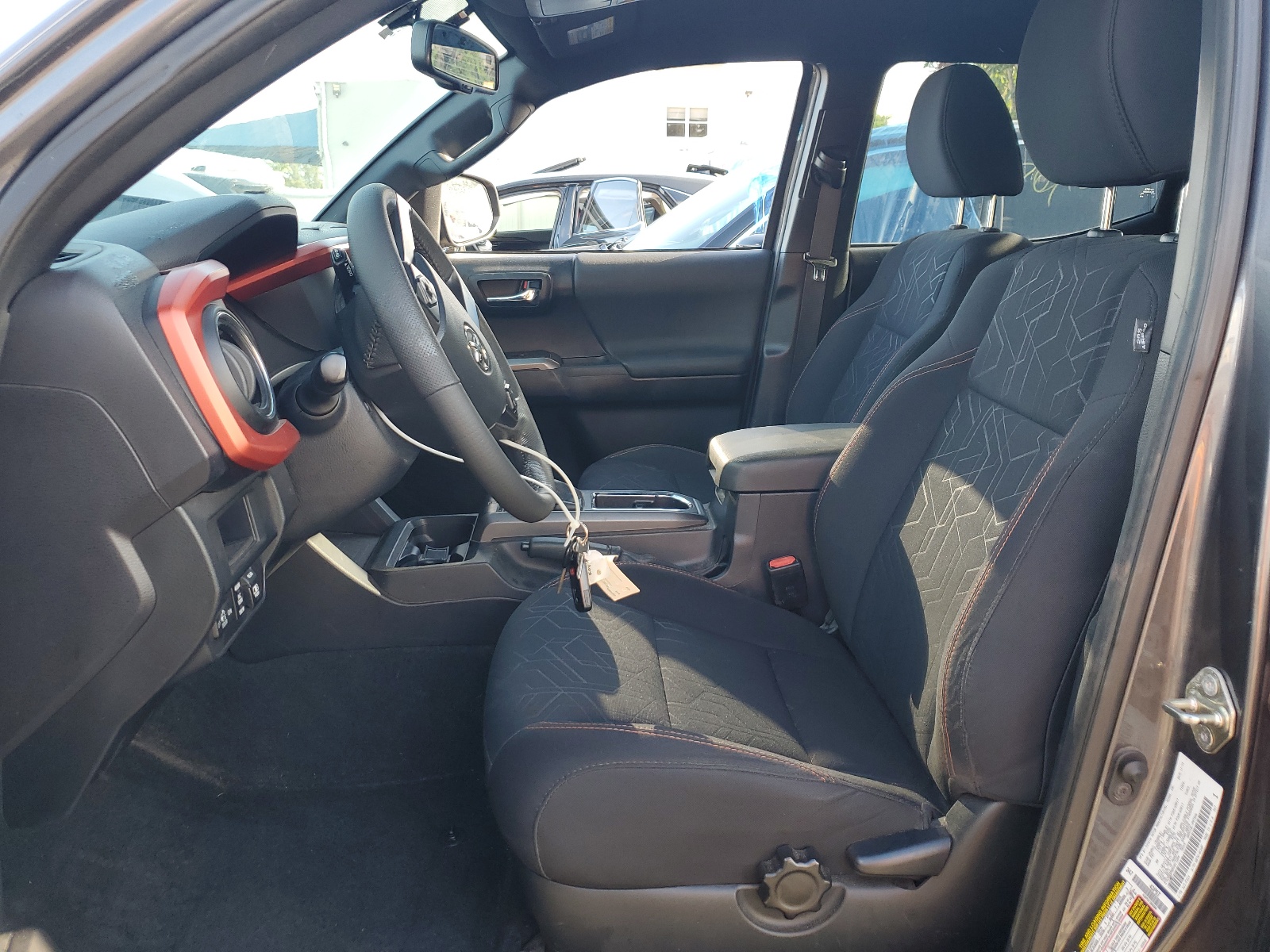 5TFDZ5BN0HX017204 2017 Toyota Tacoma Double Cab