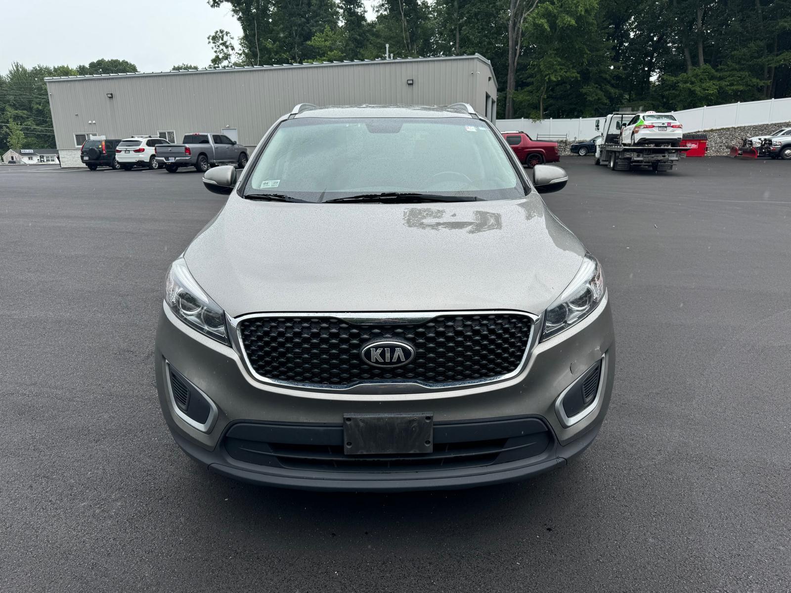 2018 Kia Sorento Lx vin: 5XYPGDA54JG429794