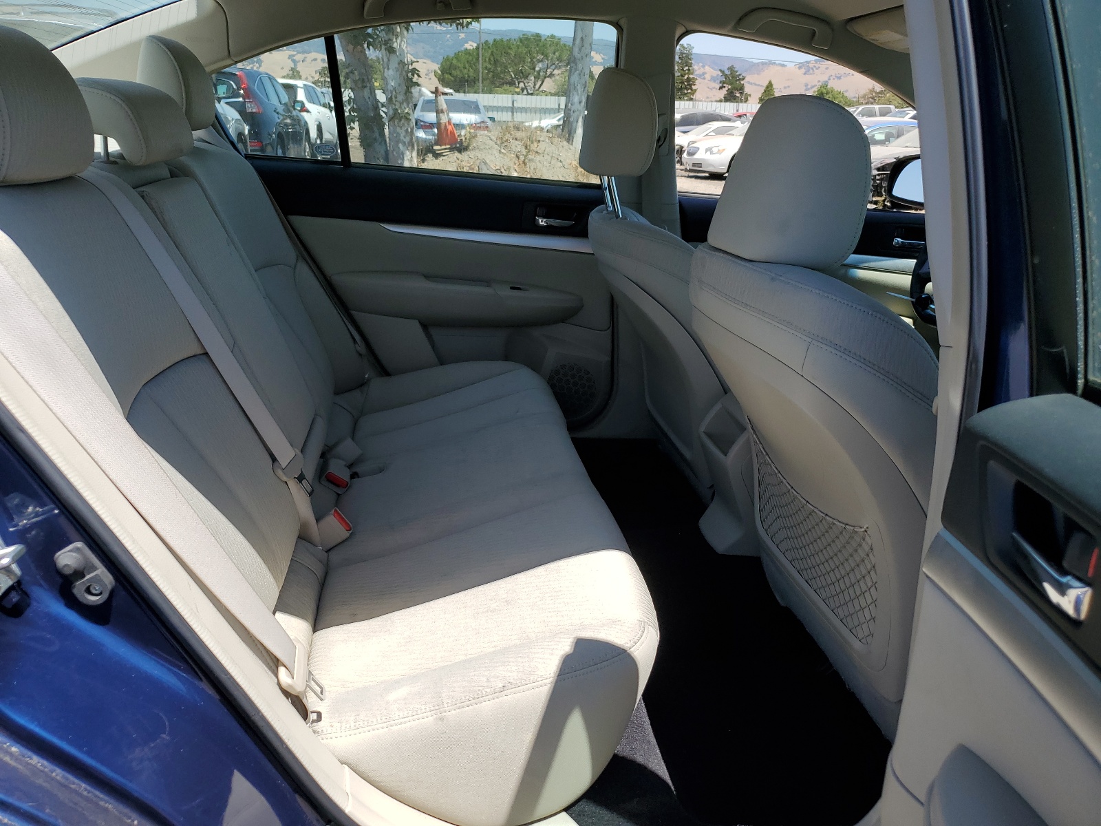 4S3BMCB65A3221559 2010 Subaru Legacy 2.5I Premium