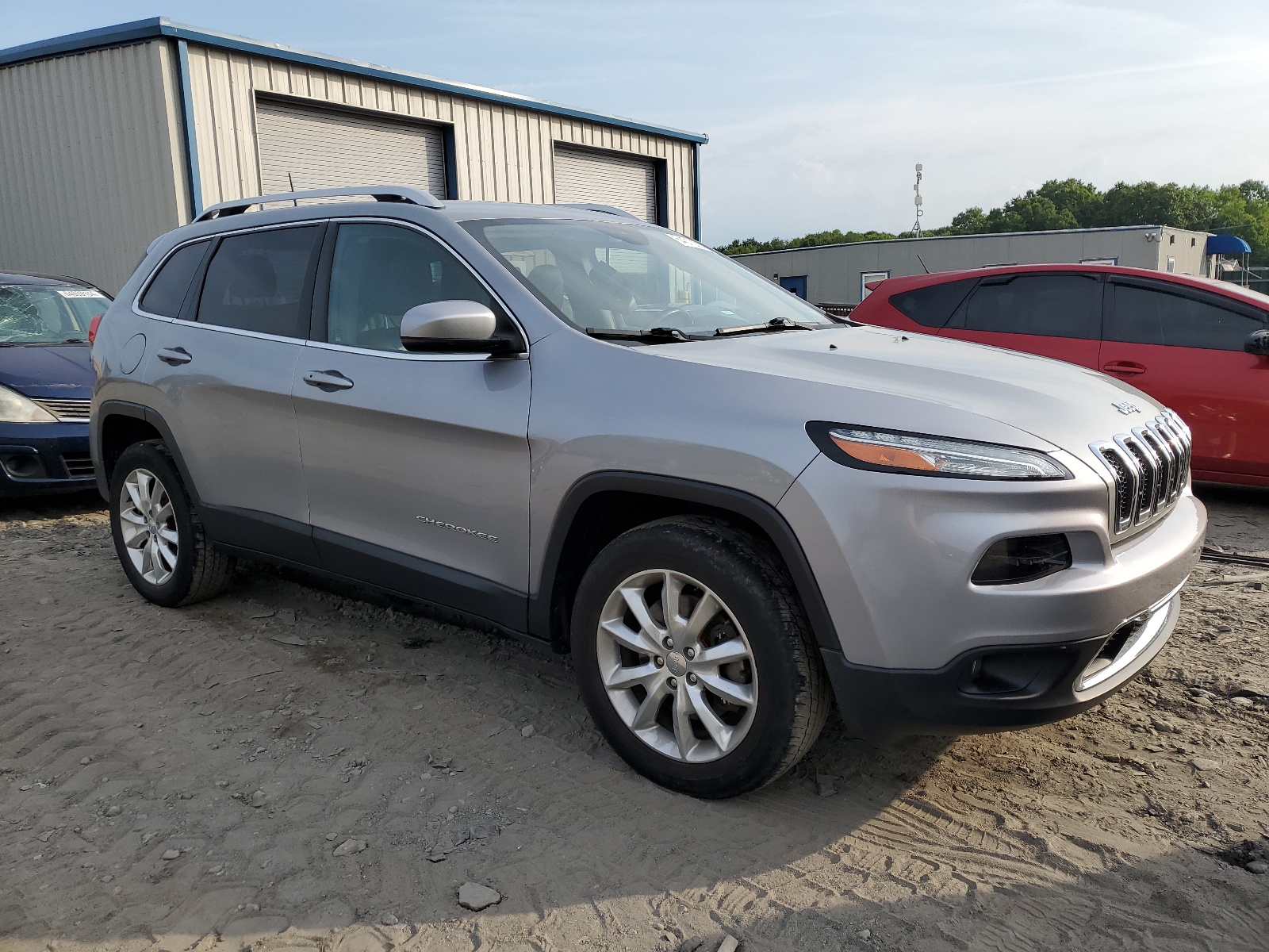 2017 Jeep Cherokee Limited vin: 1C4PJMDB8HW520020