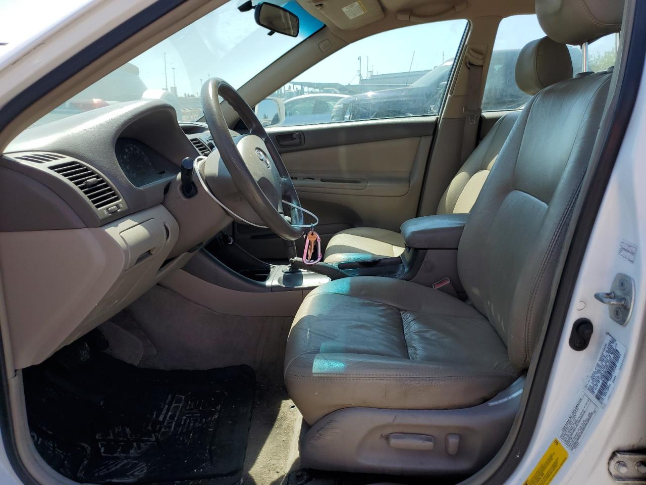 2003 Toyota Camry Le VIN: 4T1BE30K43U203091 Lot: 64113144