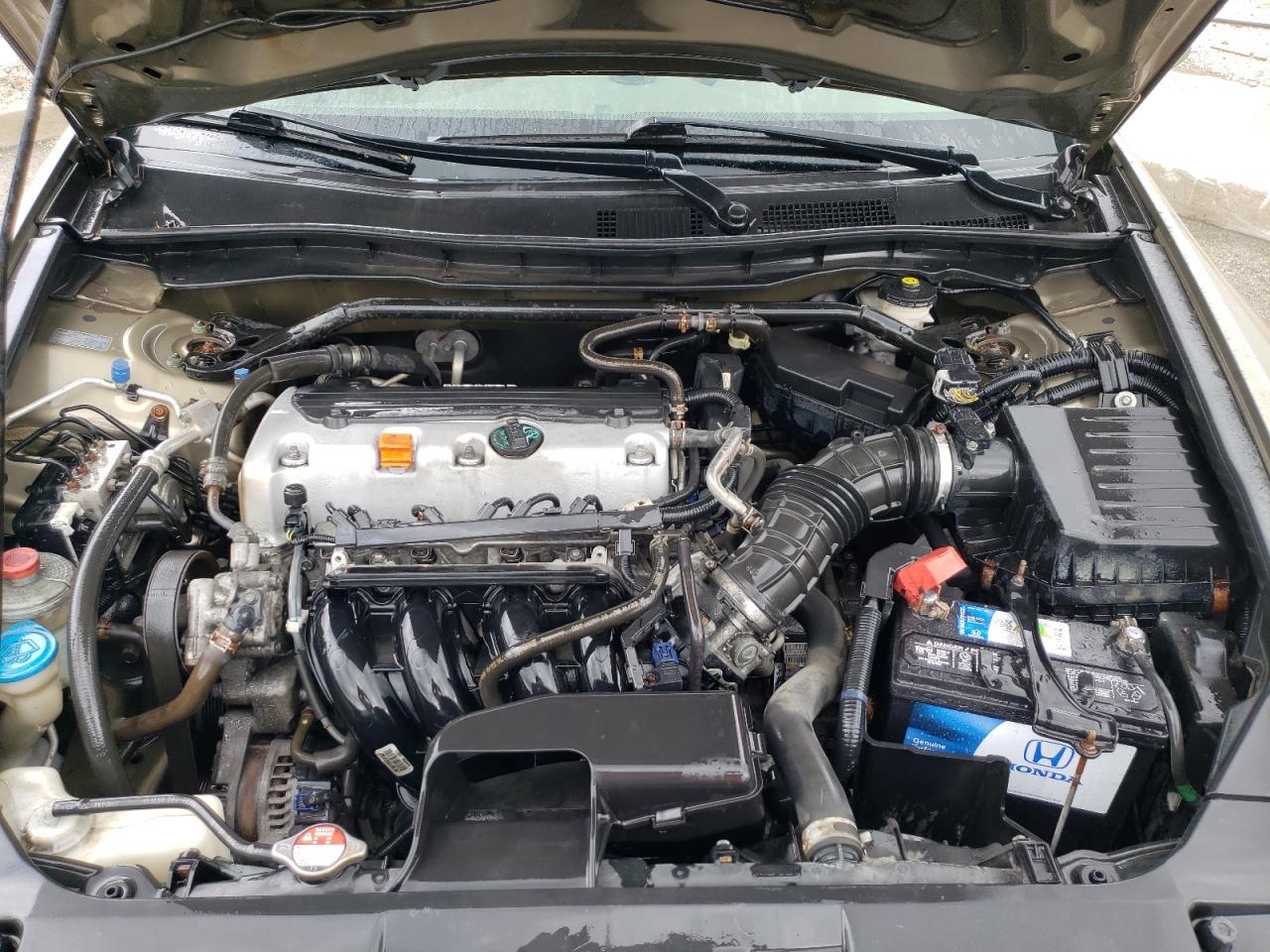 2010 Honda Accord - Image 11