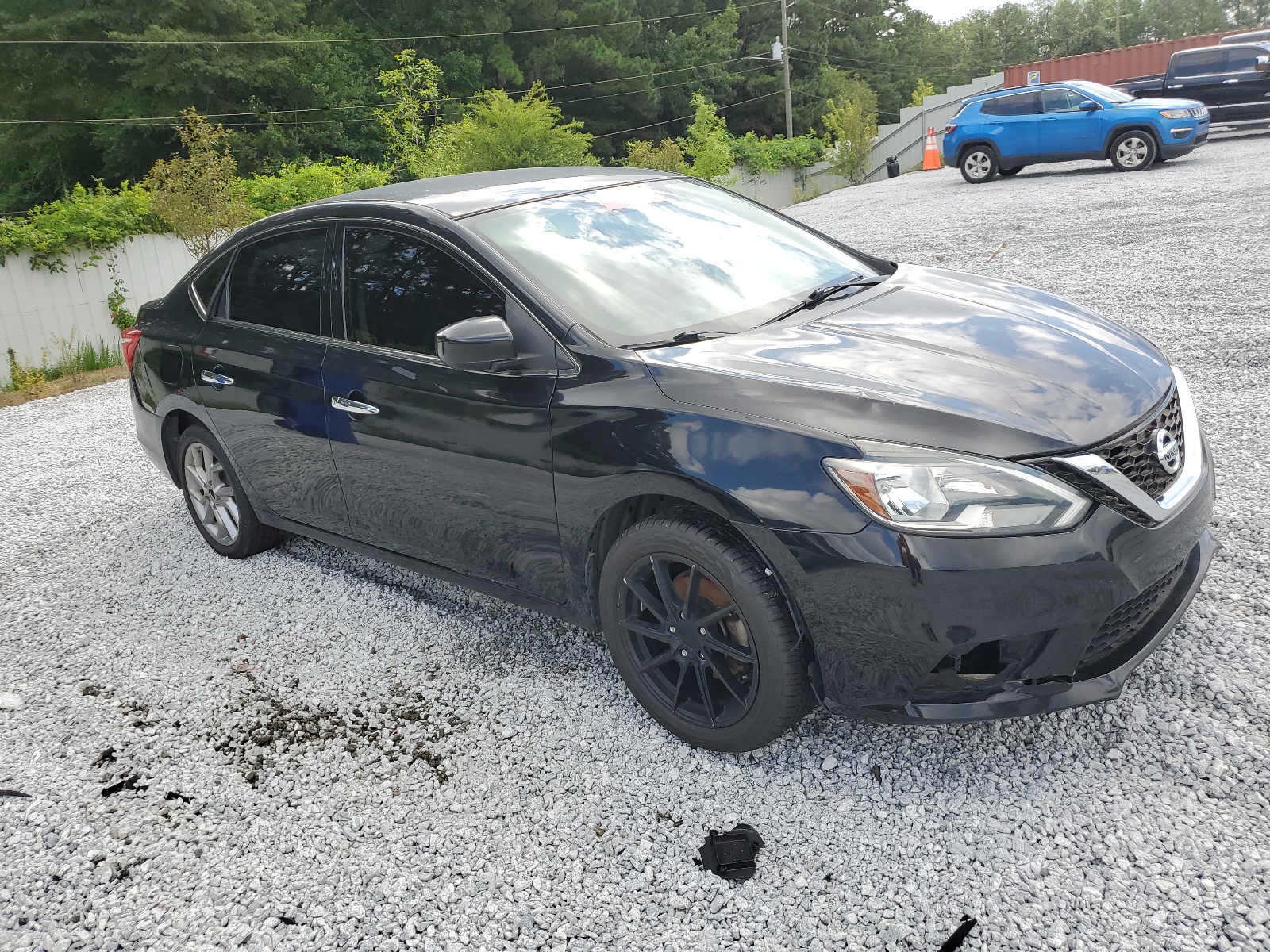 2018 Nissan Sentra S vin: 3N1AB7AP6JY240487