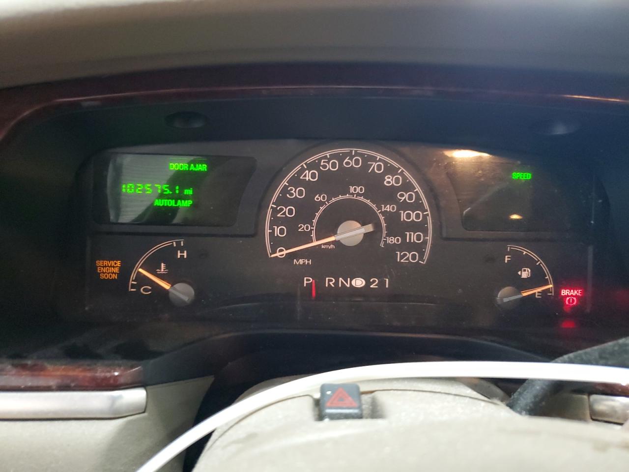 2003 Lincoln Town Car Signature VIN: 1LNHM82W23Y684607 Lot: 65454754