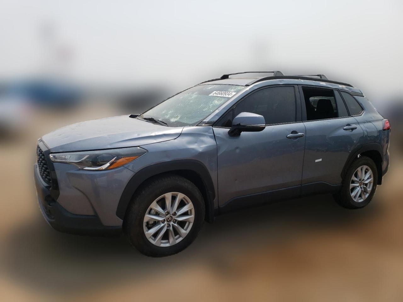 2022 Toyota Corolla Cross Le VIN: 7MUBAABG2NV033050 Lot: 64660934