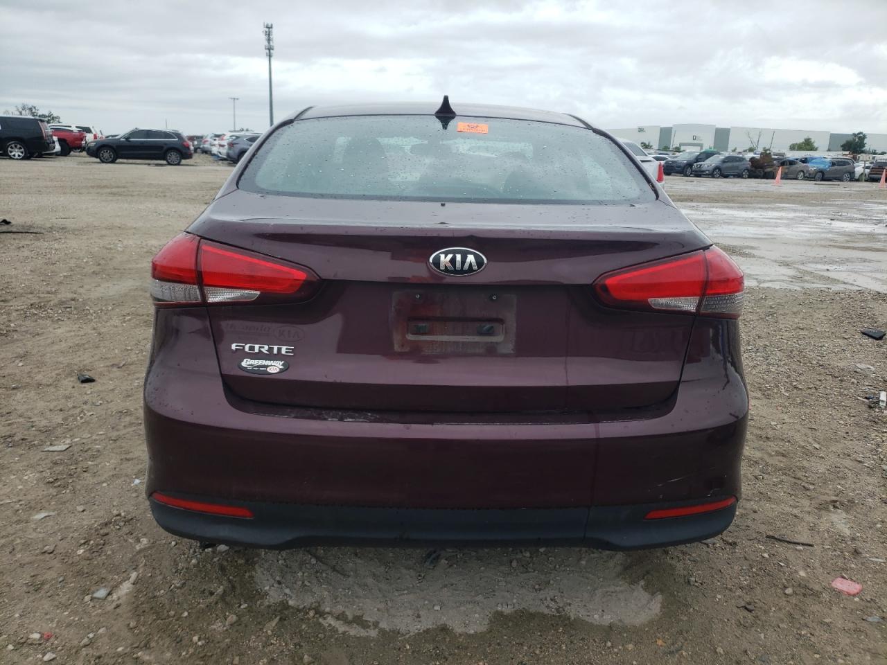 2017 Kia Forte Lx VIN: 3KPFK4A73HE062261 Lot: 62703604