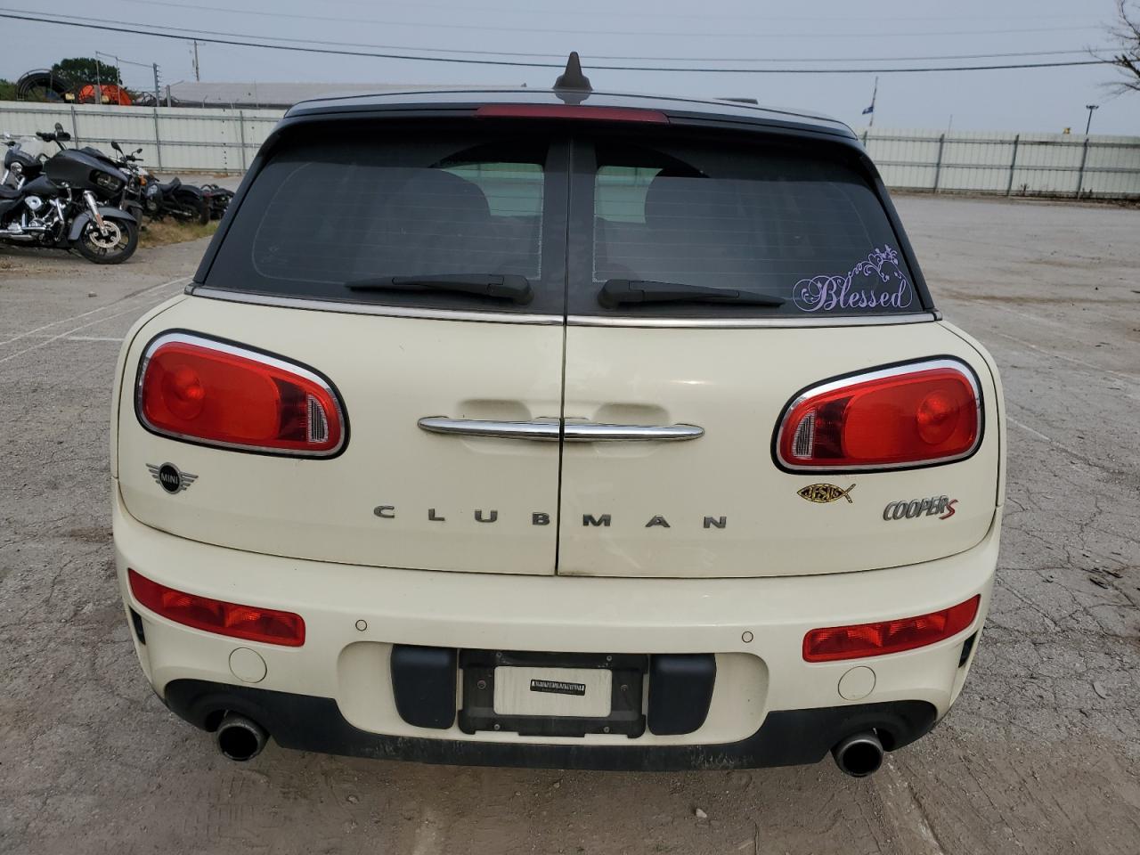 WMWLU5C57K2G05016 2019 Mini Cooper S Clubman All4