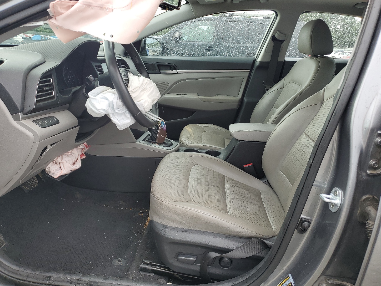 5NPD84LF2KH457822 2019 Hyundai Elantra Sel