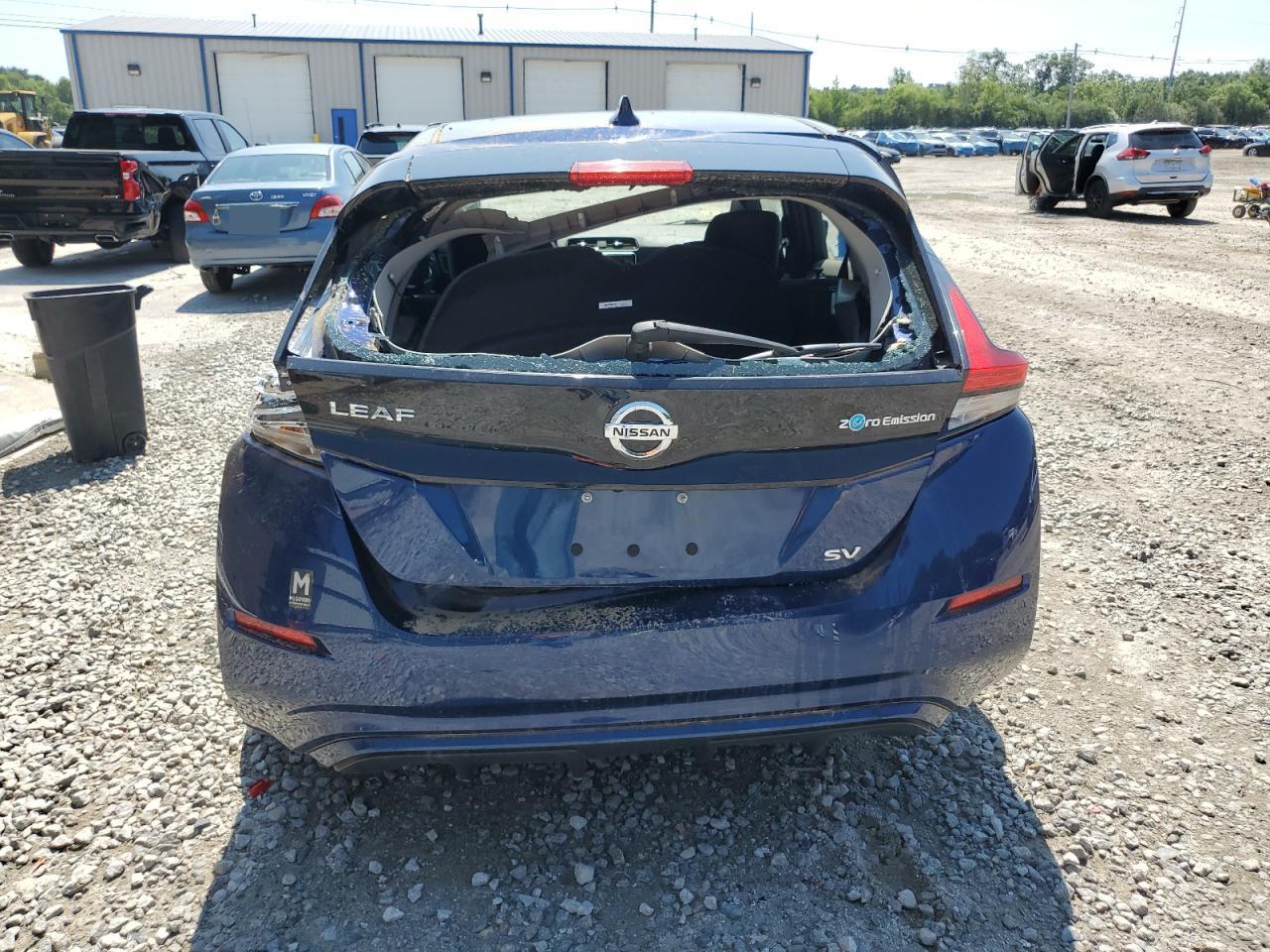 1N4AZ1CP5JC311423 2018 Nissan Leaf S