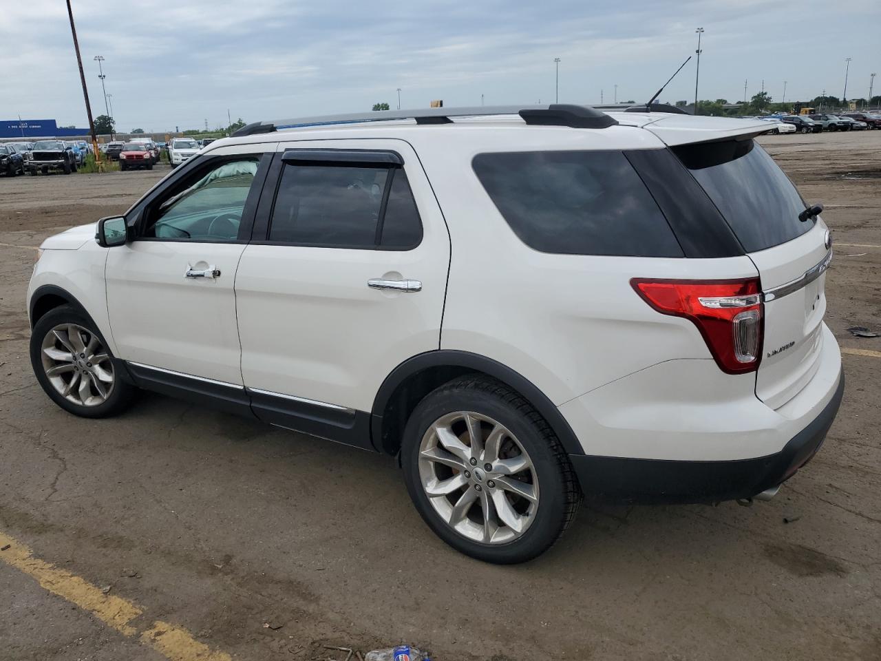 2015 Ford Explorer Limited VIN: 1FM5K8F81FGB14001 Lot: 62982864