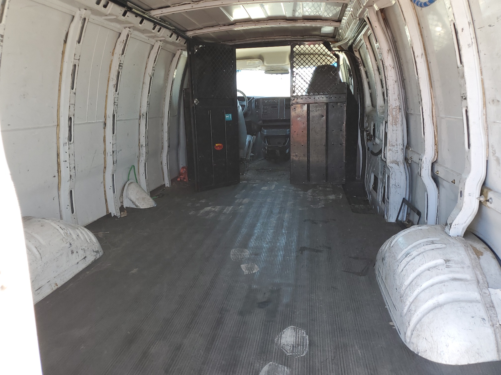 1GCHG39UX31148984 2003 Chevrolet Express G3500