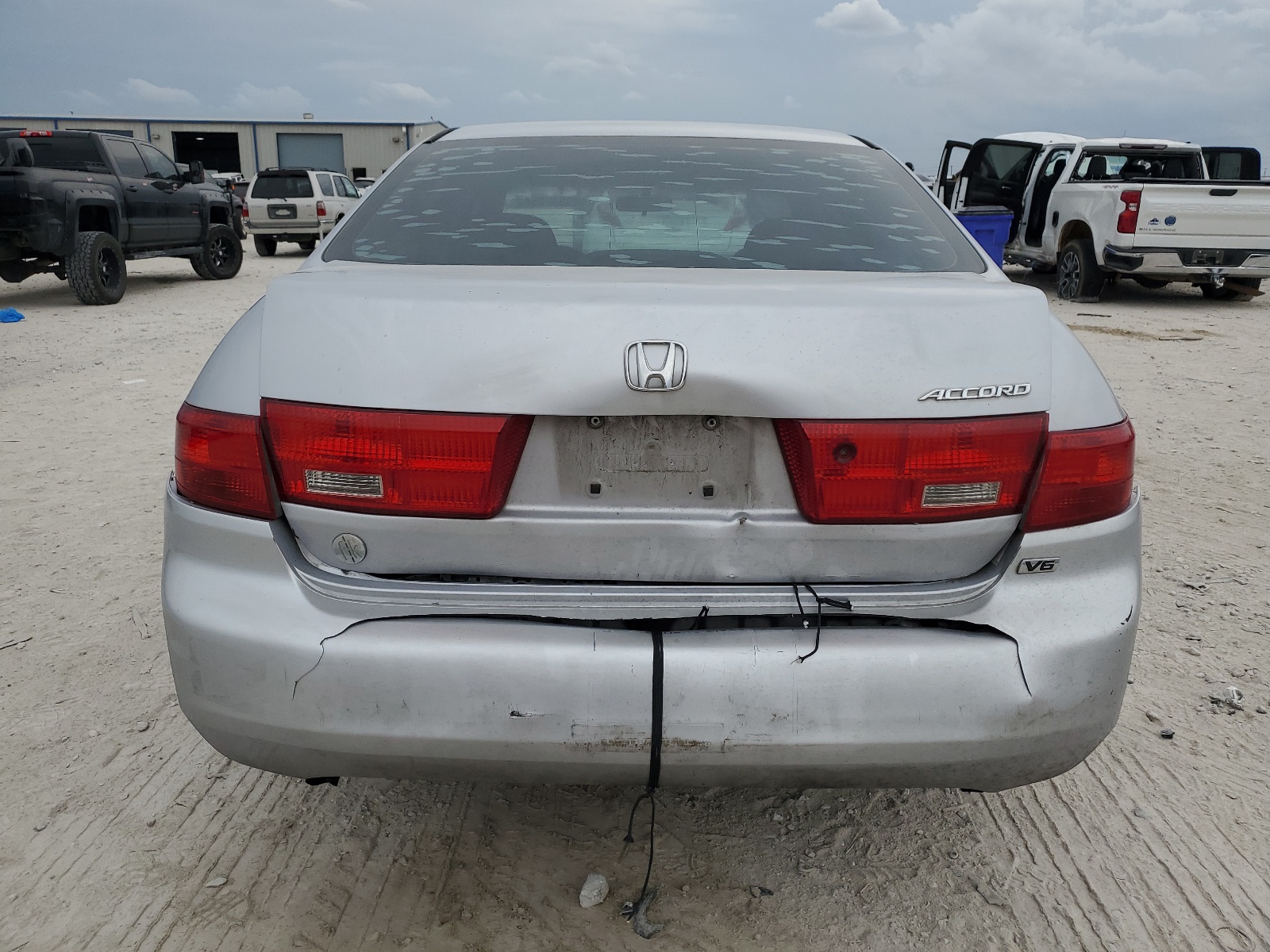 1HGCM66335A075560 2005 Honda Accord Lx