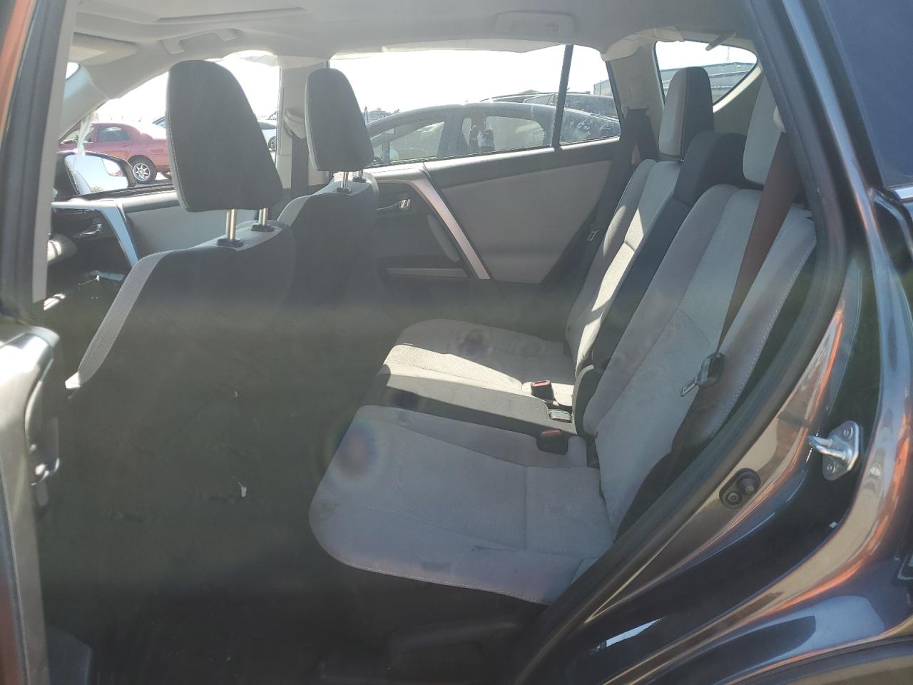 2017 Toyota Rav4 Xle VIN: JTMWFREV0HJ115219 Lot: 65176384