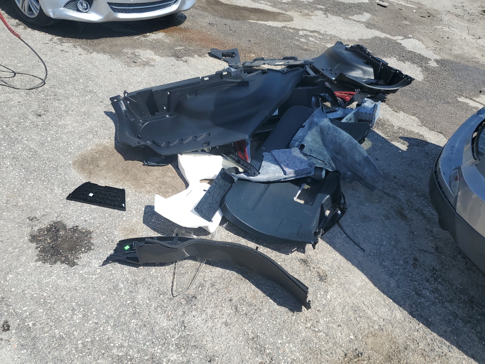 2T3WFREV2HW323426 2017 Toyota Rav4 Xle