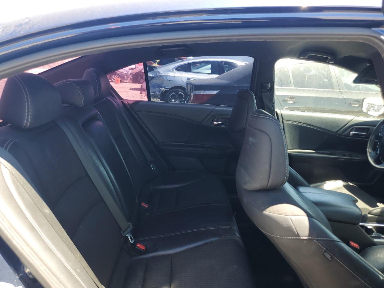 2016 Honda Accord - Image 10
