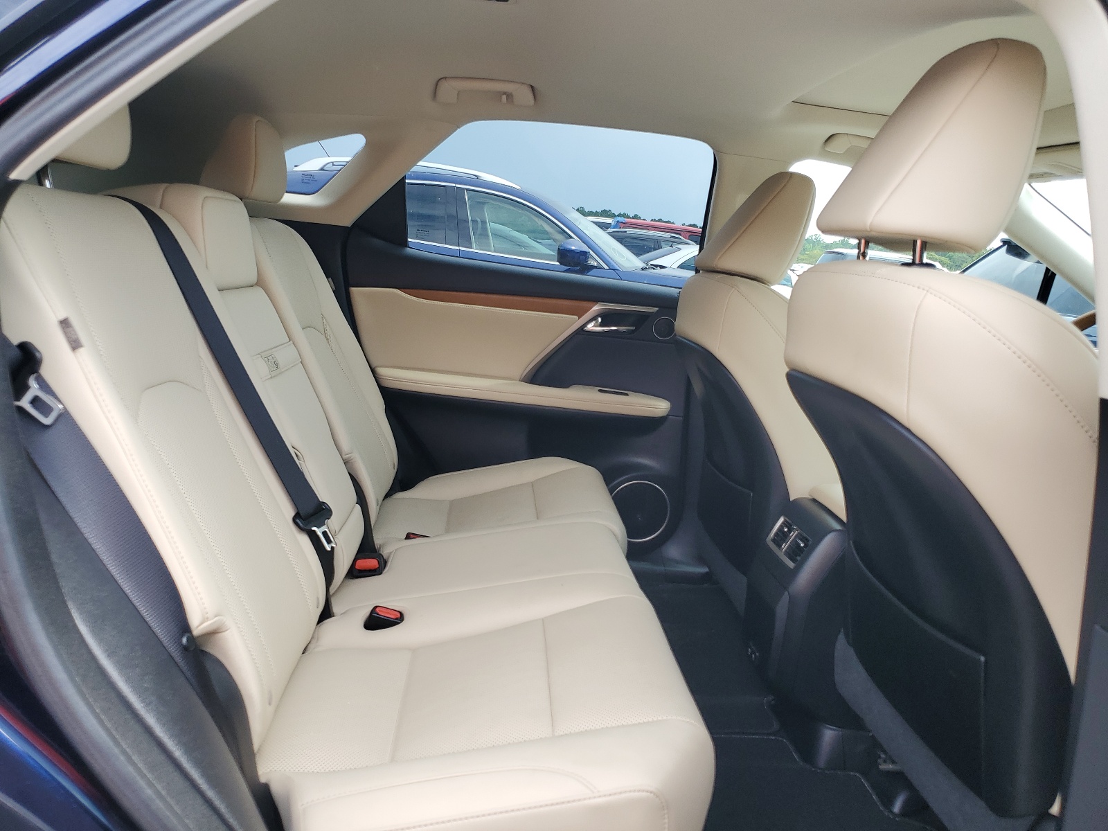 2T2HZMAA6NC251217 2022 Lexus Rx 350