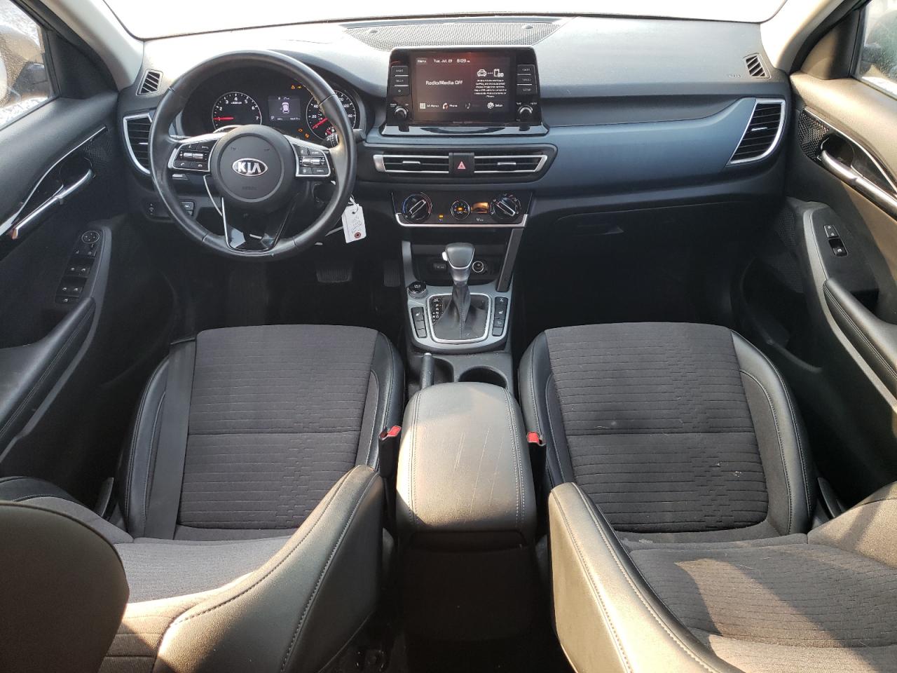 2021 Kia Seltos - Image 8