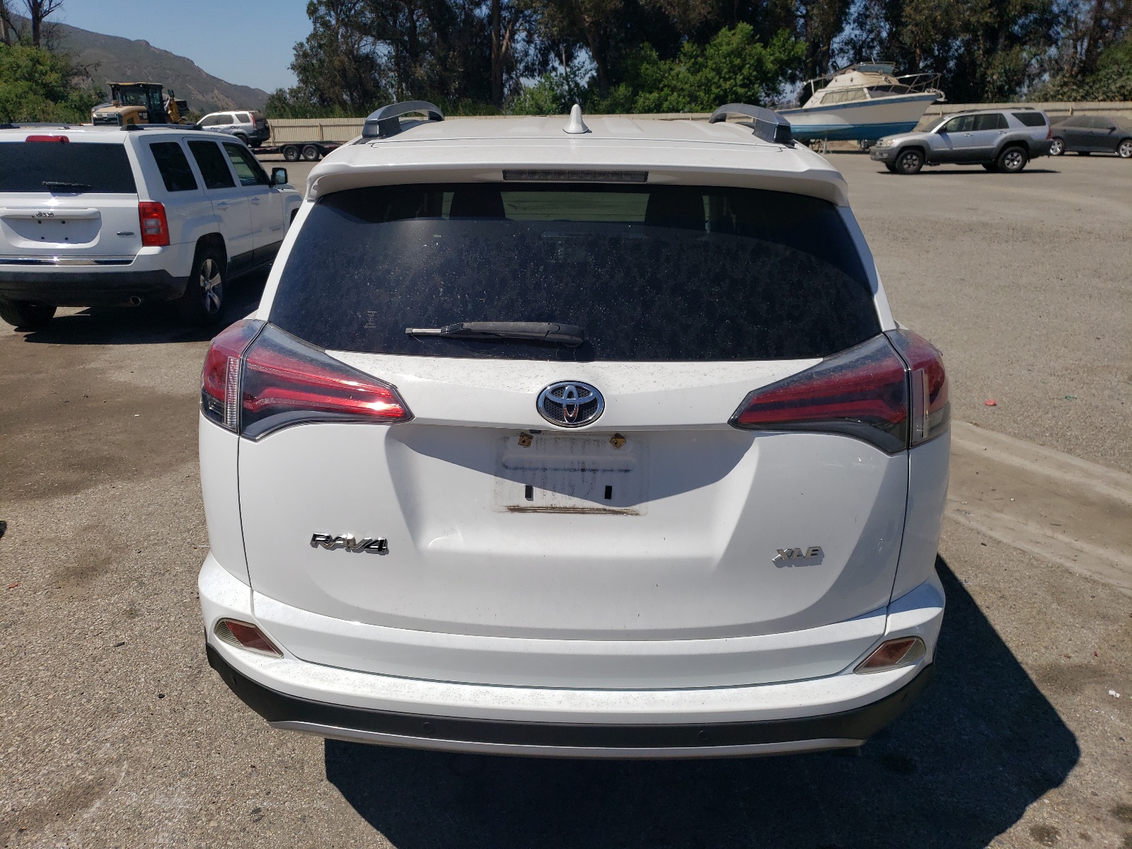 JTMWFREV0HD094953 2017 Toyota Rav4 Xle