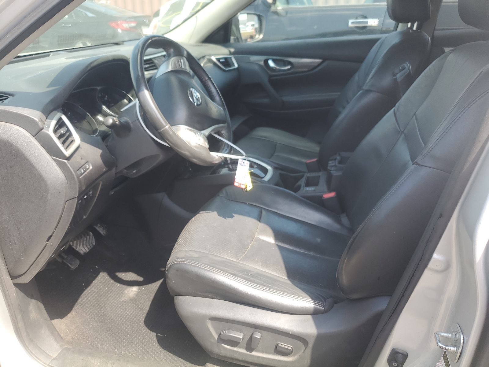 5N1AT2MT2FC864885 2015 Nissan Rogue S