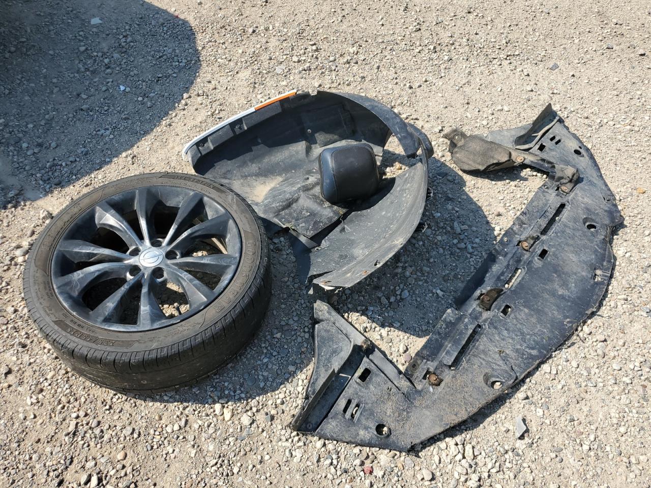 2015 Chrysler 200 S VIN: 1C3CCCDG6FN610336 Lot: 63695684