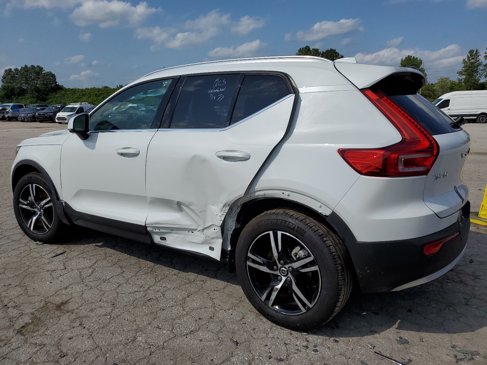 YV4L12UK3R2341747 2024 Volvo Xc40 Core