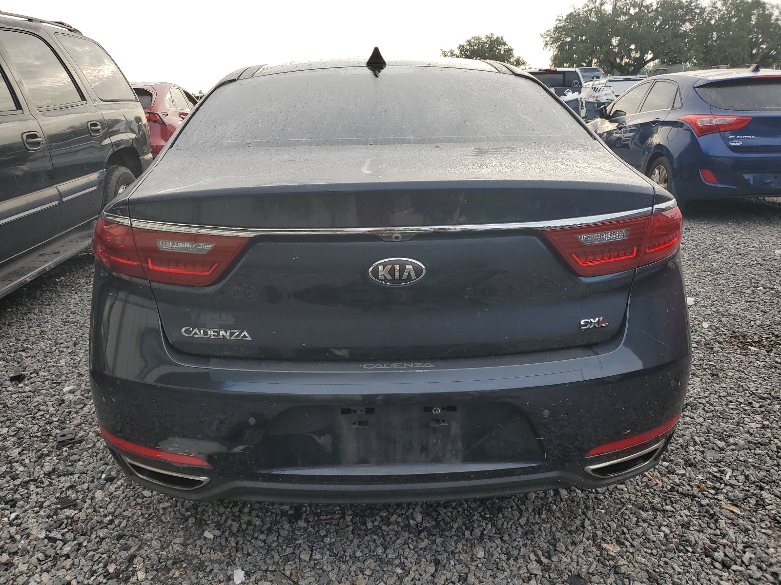 KNALC4J19H5069820 2017 Kia Cadenza Premium