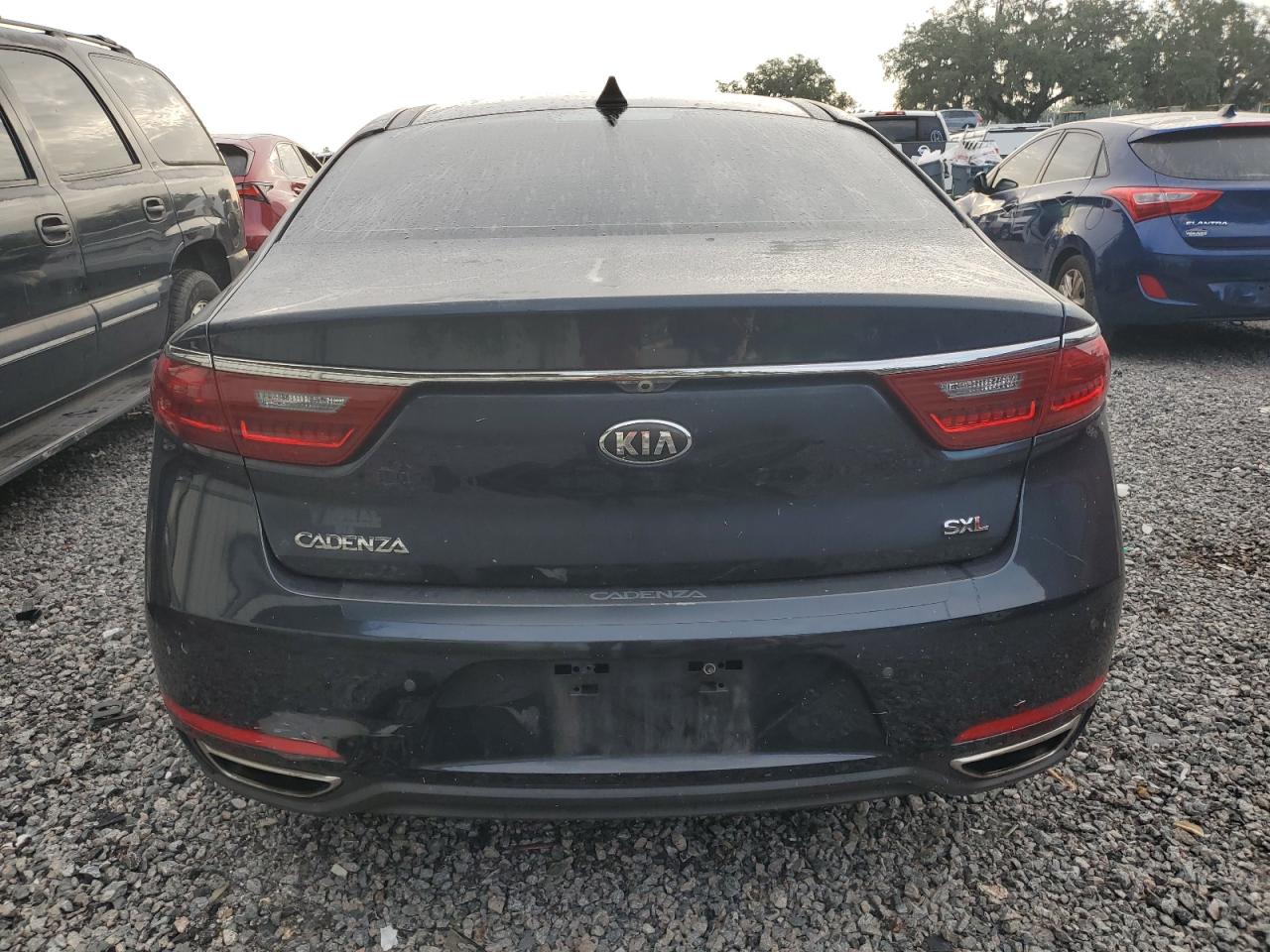 2017 Kia Cadenza Premium VIN: KNALC4J19H5069820 Lot: 64950214