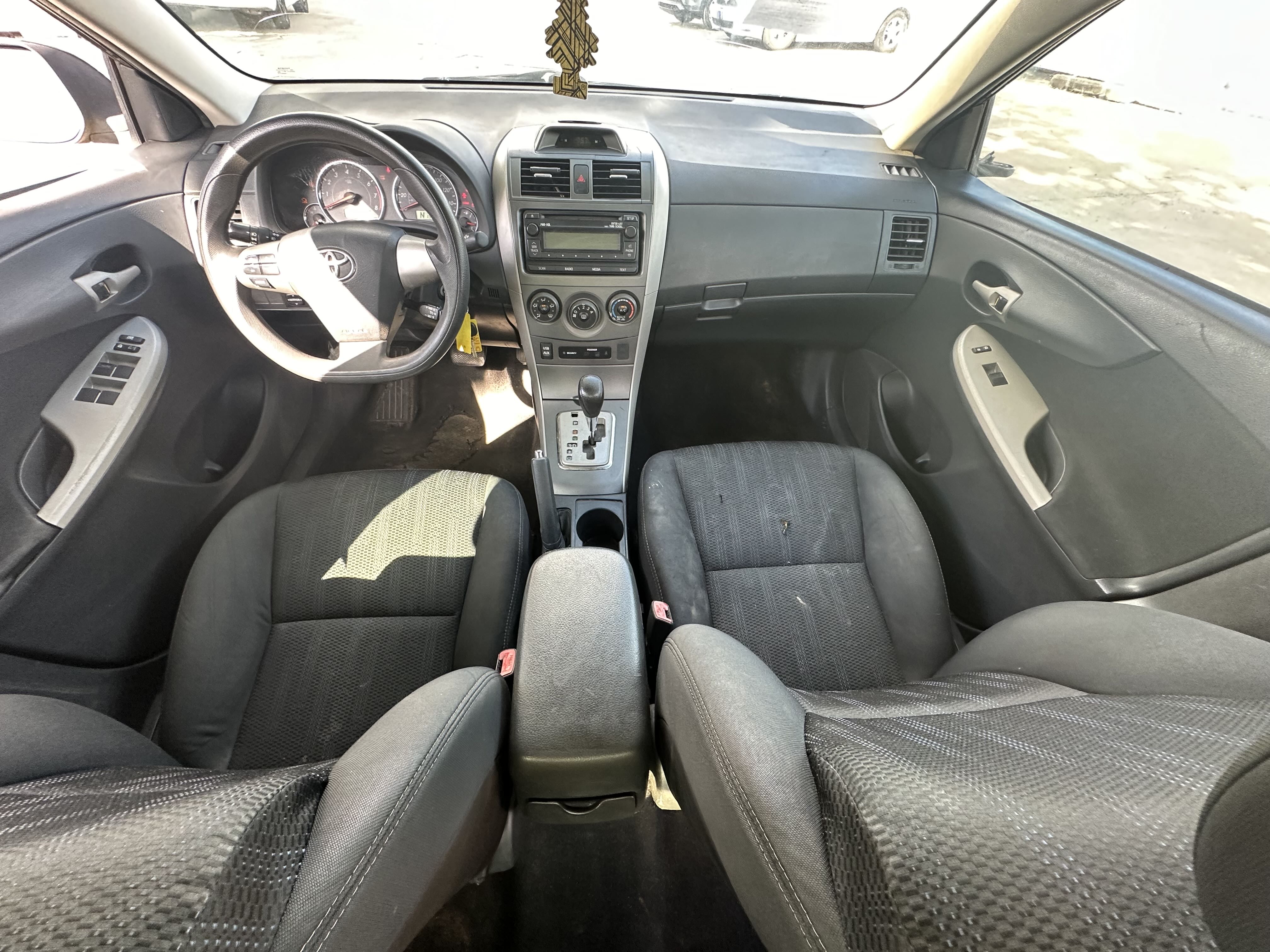 2012 Toyota Corolla Base vin: 5YFBU4EE6CP030512