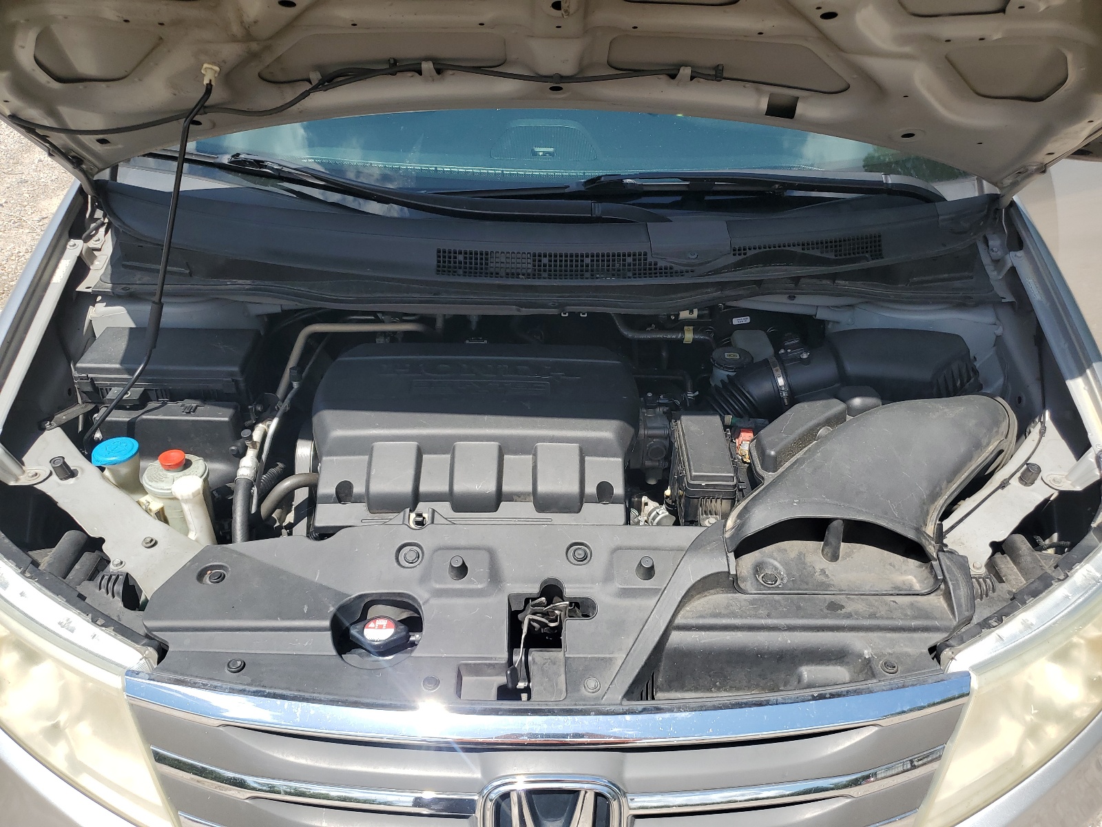 5FNRL5H95BB093147 2011 Honda Odyssey Touring