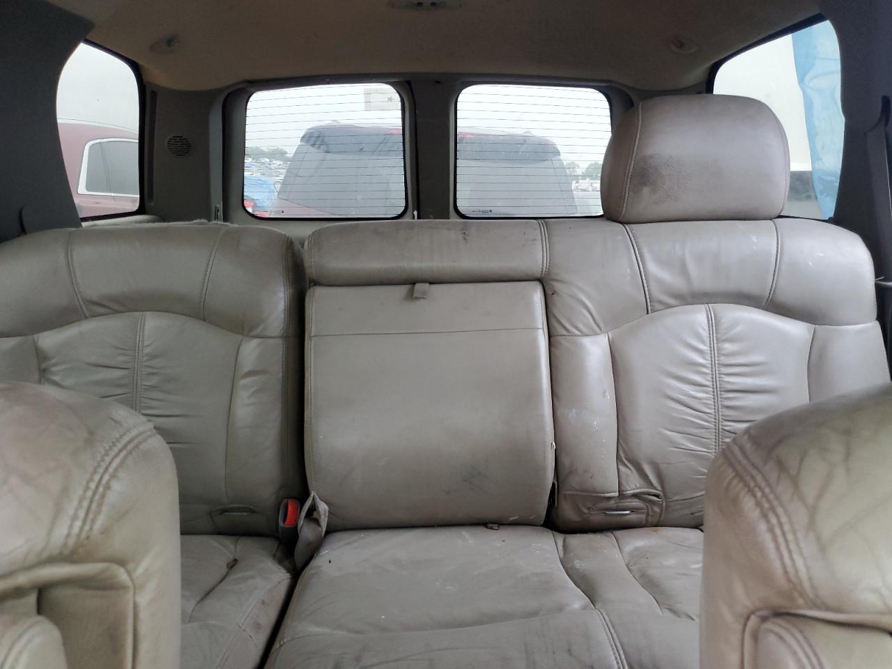 2002 Chevrolet Tahoe C1500 VIN: 1GNEC13Z02R302830 Lot: 61847104