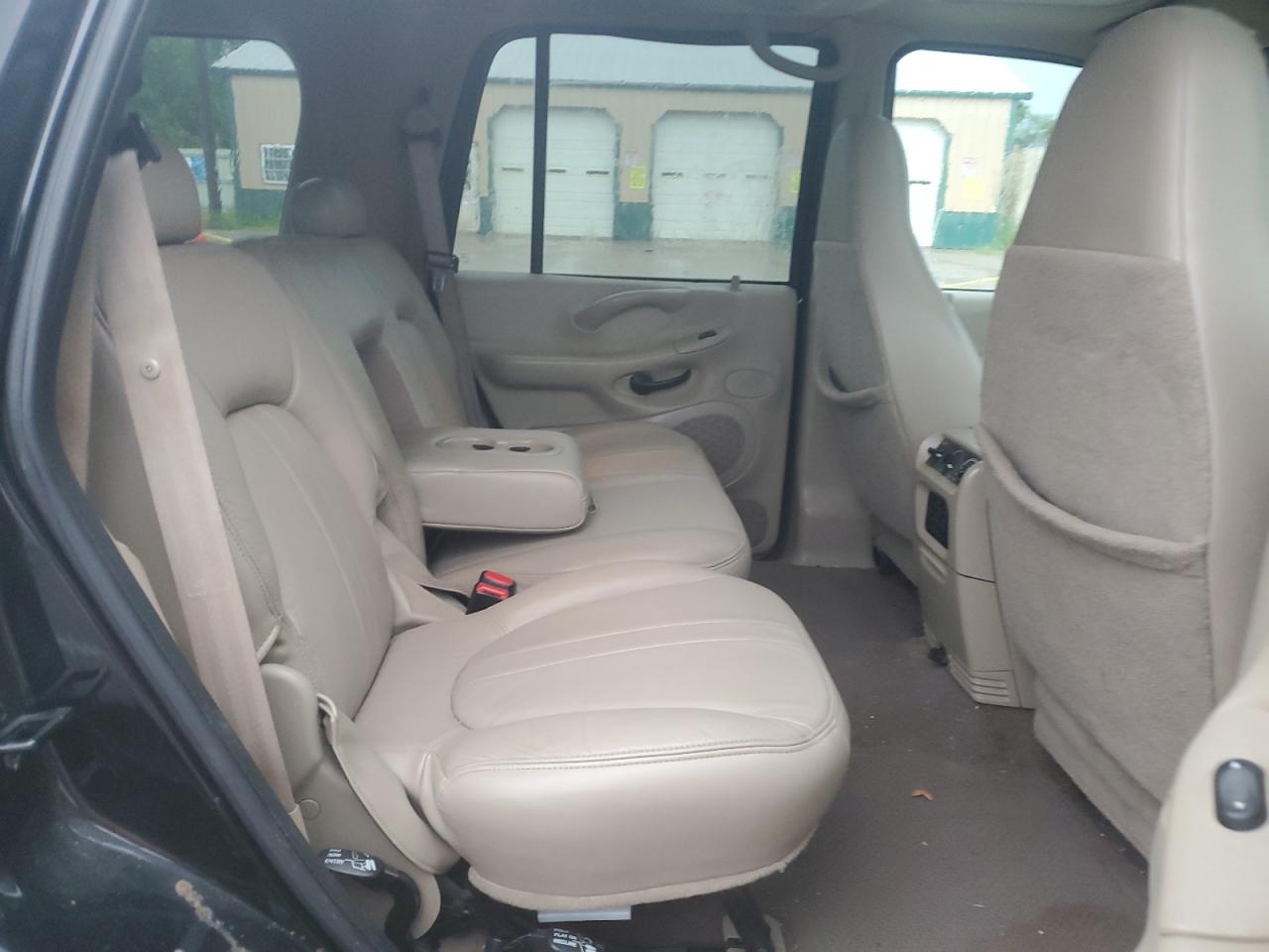 2000 Ford Expedition Eddie Bauer VIN: 1FMPU18L1YLB46114 Lot: 65346334