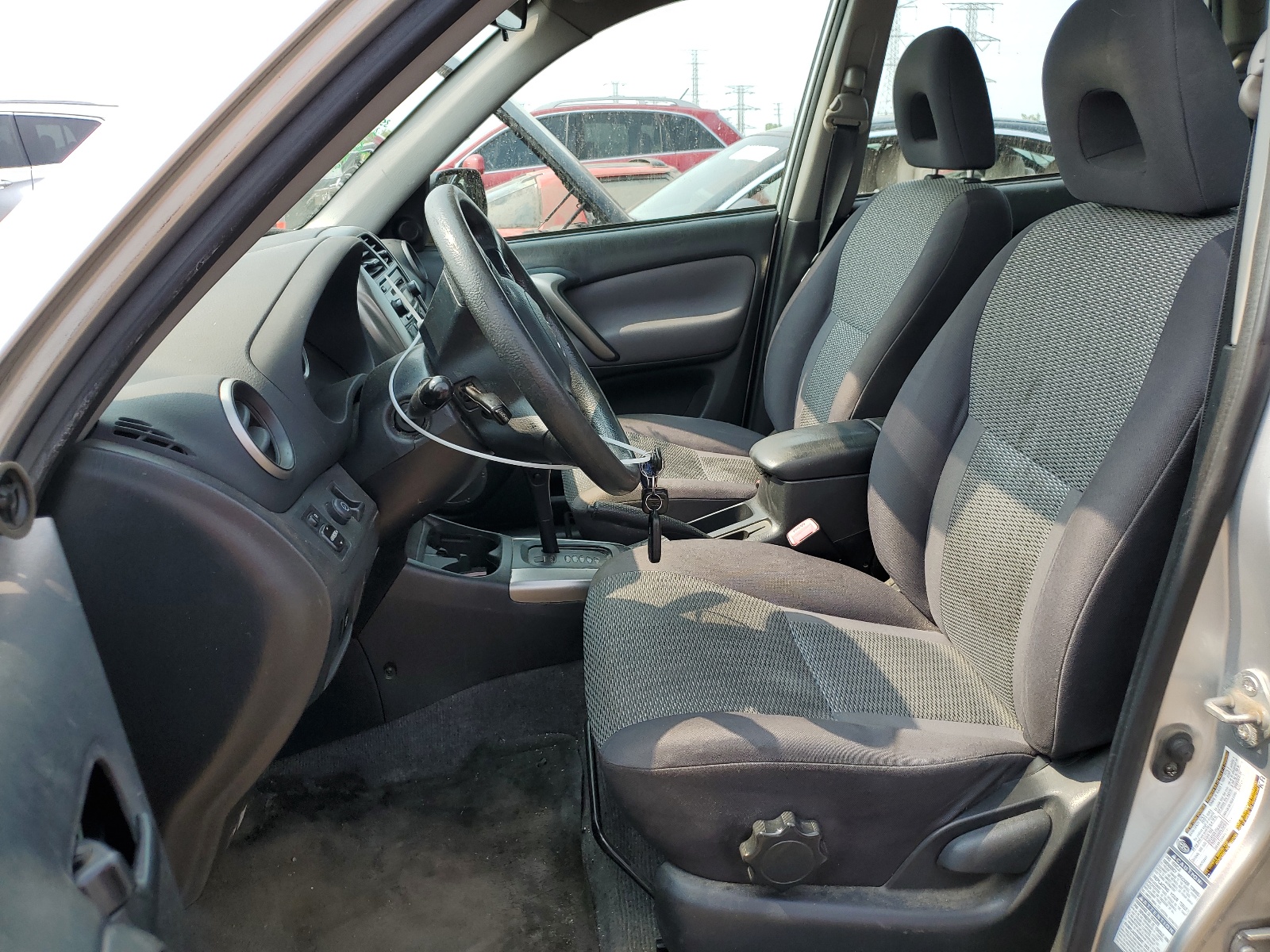 JTEHD20V156040683 2005 Toyota Rav4