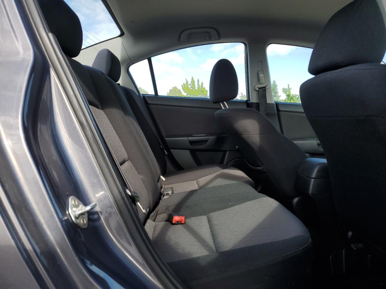 2007 Mazda 3 I VIN: JM1BK12F471769051 Lot: 60667534