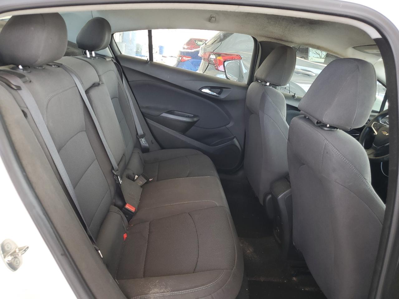2019 Chevrolet Cruze - Image 10