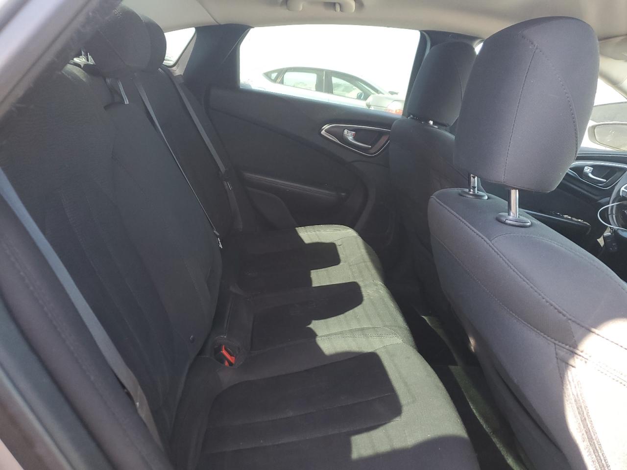 2015 Chrysler 200 Limited VIN: 1C3CCCAB9FN747294 Lot: 63434504