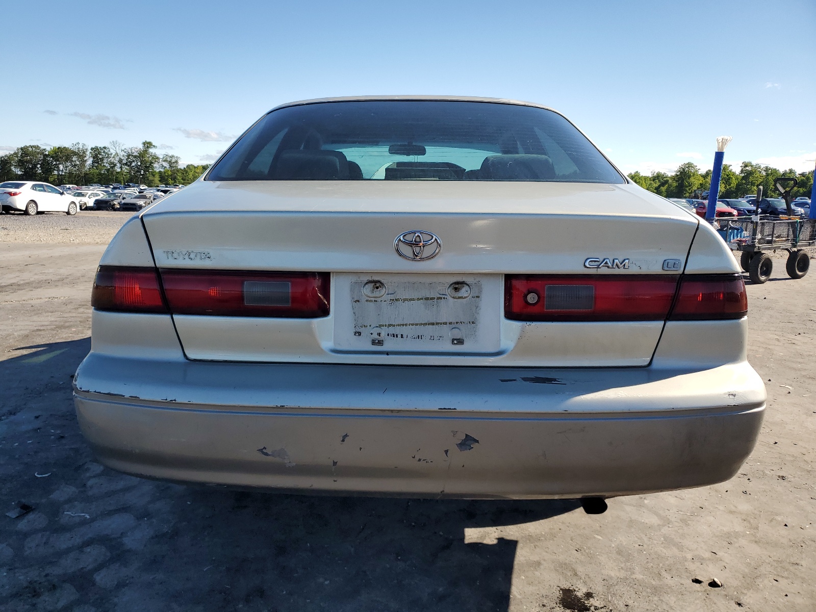 JT2BG22K7X0333295 1999 Toyota Camry Le