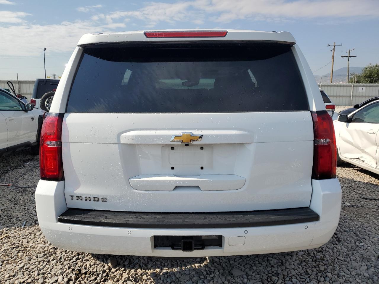 2018 Chevrolet Tahoe K1500 Lt VIN: 1GNSKBKC2JR243996 Lot: 62943194