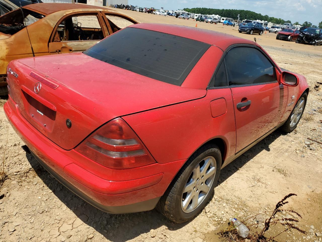1999 Mercedes-Benz Slk 230 Kompressor VIN: WDBKK47F6XF096274 Lot: 62618104