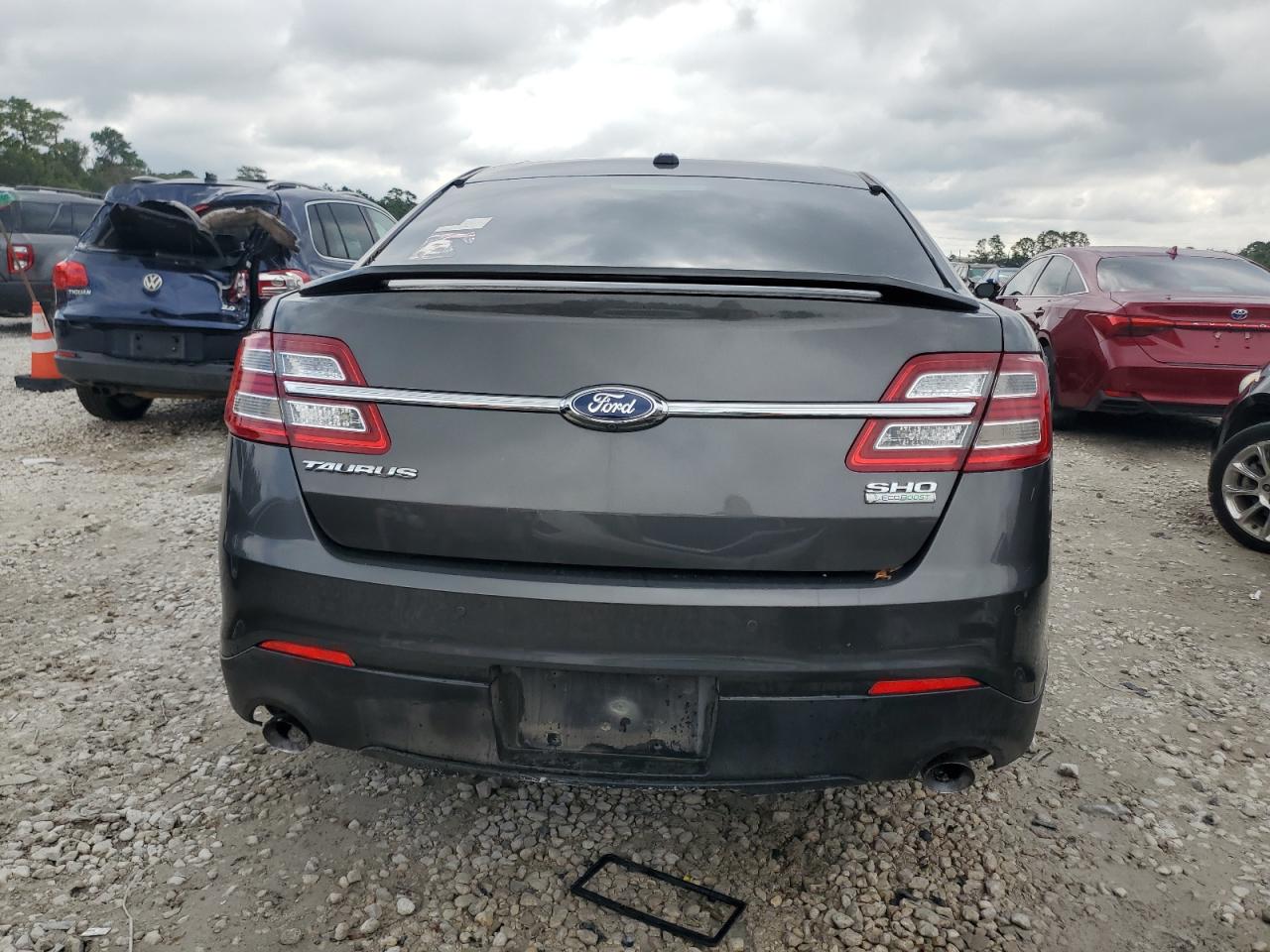 2015 Ford Taurus Sho VIN: 1FAHP2KT2FG111060 Lot: 63553574